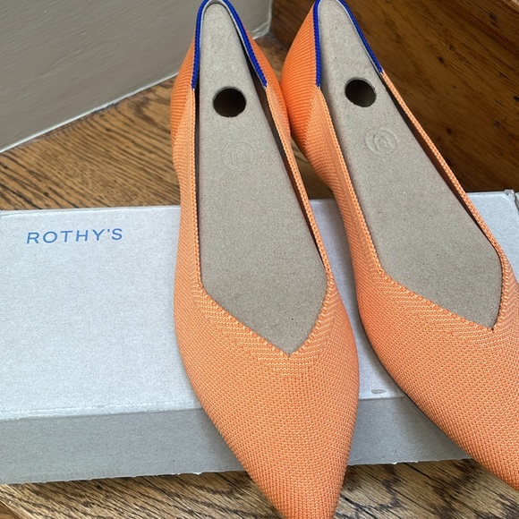 Rothy’s pointed toe flats tangerine, 9 1/2 NWT - Picture 10 of 10